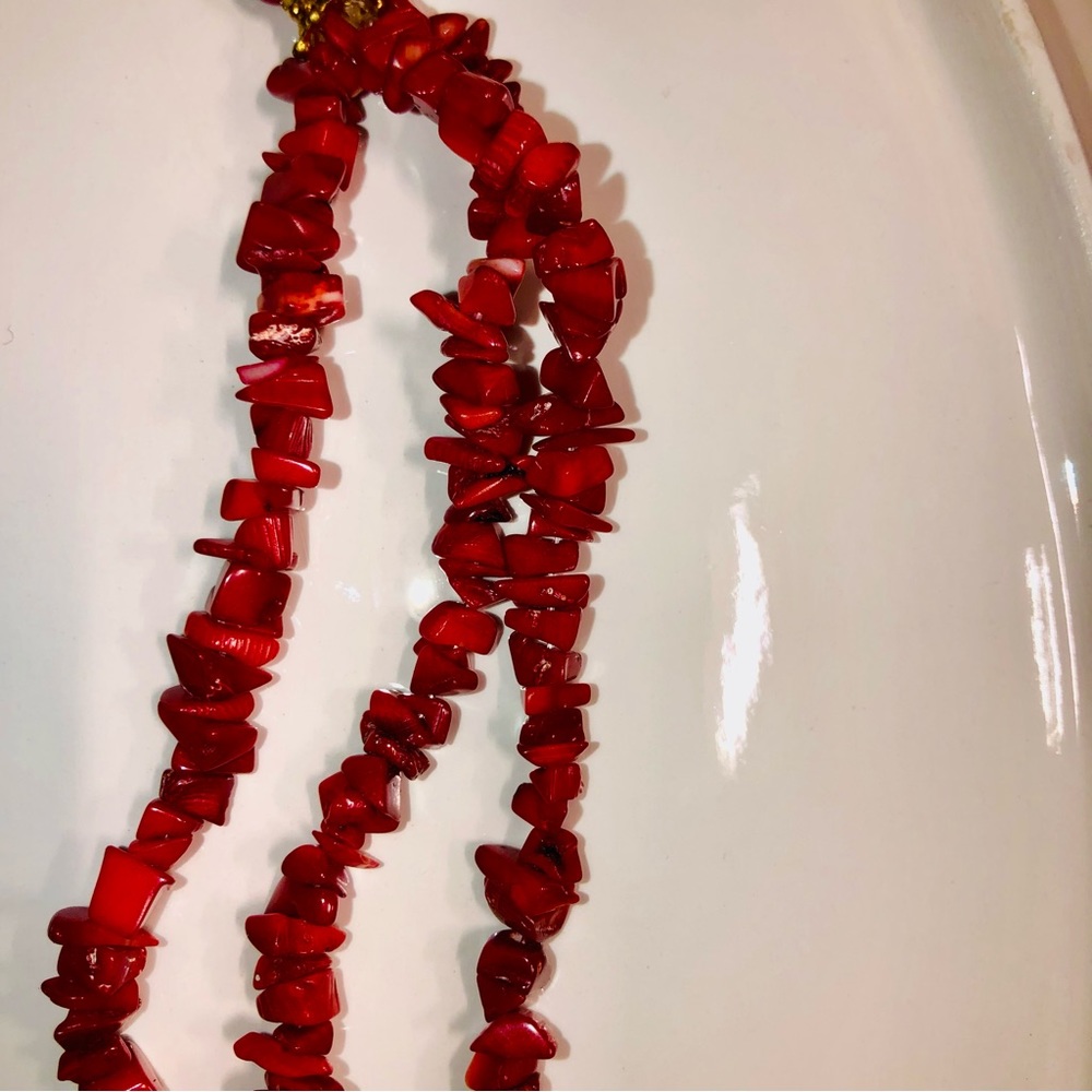 RED CORAL DEEP RED NECKLACE 3 LAYERED CHOKER  ORIGINAL ANTIQUE CLASP VINTAGE - Picture 4 of 4